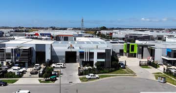 21 Silvretta Court Clyde North VIC 3978 - Image 1