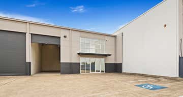 1/9 Stockwell Place Archerfield QLD 4108 - Image 1