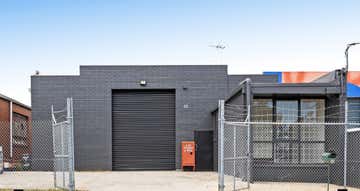 28 Crown Avenue Mordialloc VIC 3195 - Image 1