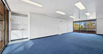 2/370 Barrenjoey Road Newport NSW 2106 - Image 1