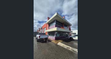 16/8 Hurley Street Canning Vale WA 6155 - Image 1