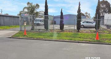 3 Centre Road Morwell VIC 3840 - Image 1