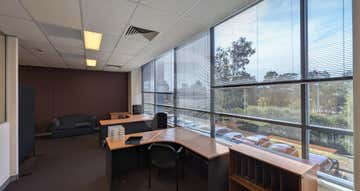 Office 5, 10 BODEN ROAD Seven Hills NSW 2147 - Image 1