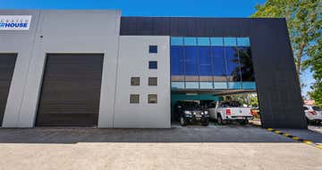 1/6 Nuban Street Currumbin Waters QLD 4223 - Image 1