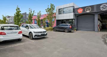 2/18 Diane Street Mornington VIC 3931 - Image 1