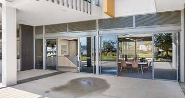 Shop 4, 15-17 Honeysuckle Drive Newcastle NSW 2300 - Image 1