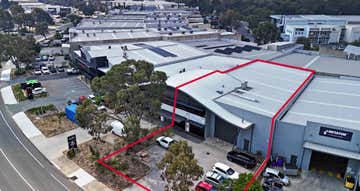 2/50 Discovery Drive Bibra Lake WA 6163 - Image 1