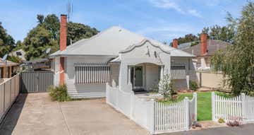 33 Creek Street South Bendigo VIC 3550 - Image 1