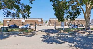 2/11 Anvil Way Welshpool WA 6106 - Image 1