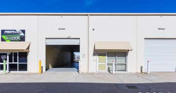 3/235 Barrington Road Bibra Lake WA 6163 - Image 1