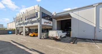 5/300 Cullen Avenue Eagle Farm QLD 4009 - Image 1