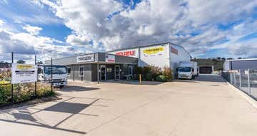 Unit  2, 26 Colliers Avenue Orange NSW 2800 - Image 1