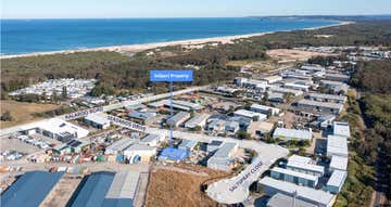 Unit 2, 32 Seasands Drive Redhead NSW 2290 - Image 1