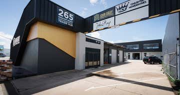 2/265 Ingham Road Garbutt QLD 4814 - Image 1