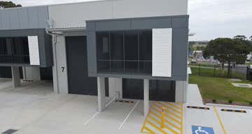 Unit 7, 20 Concorde Way Bomaderry NSW 2541 - Image 1