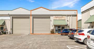 4/56 Industrial Drive Mayfield East NSW 2304 - Image 1