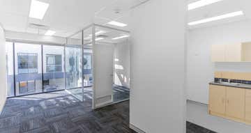 29b/5-7 Inglewood Place Norwest NSW 2153 - Image 1