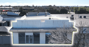 8 Wallace Square Melton VIC 3337 - Image 1