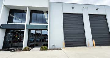 8 Stelvio Close Lynbrook VIC 3975 - Image 1