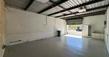 2/42 Dominions Road Ashmore QLD 4214 - Image 1