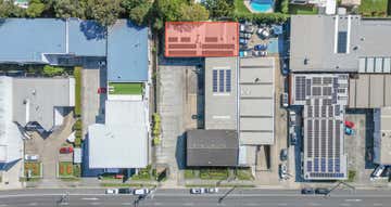 4/75 West Burleigh Road Burleigh Heads QLD 4220 - Image 1