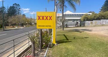 MT PERRY GRAND HOTEL, 74 Huesman Street Mount Perry QLD 4671 - Image 1