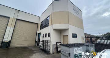 Unit 4, 4 Broadhurst Road Ingleburn NSW 2565 - Image 1