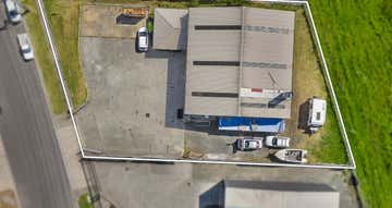 4 Embrey Court Pakenham VIC 3810 - Image 1