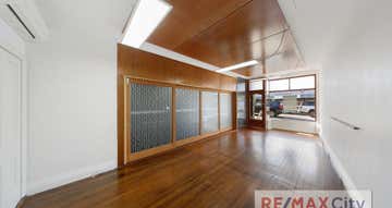 82 MacGregor Terrace Bardon QLD 4065 - Image 1