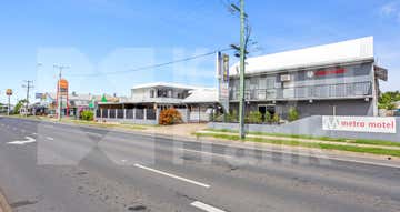 Metro Motel, 110-116 George Street Rockhampton City QLD 4700 - Image 1
