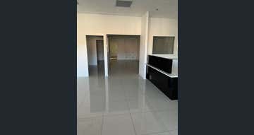 Suite 1, 46 Ruby Street Emerald QLD 4720 - Image 1