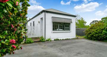 4 Garrod Crescent Stirling SA 5152 - Image 1