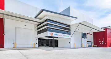 2/61 Metroplex Avenue Murarrie QLD 4172 - Image 1