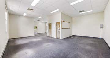 Suite 8, 11 St Cedars Grove Lake Gardens VIC 3355 - Image 1