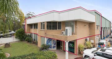 4 Ern Harley Drive Burleigh Heads QLD 4220 - Image 1