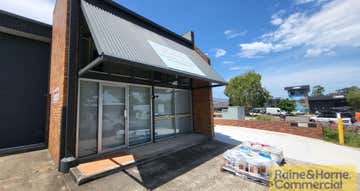 2/8 Harvton Street Stafford QLD 4053 - Image 1