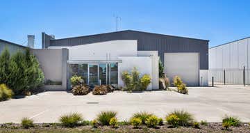 10 Endeavour Way Alfredton VIC 3350 - Image 1