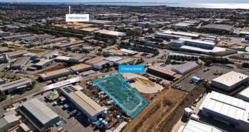 7 Cocos Drive Bibra Lake WA 6163 - Image 1