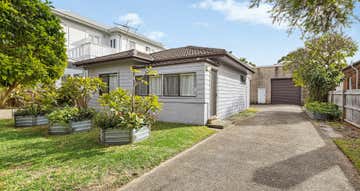 12 Windsor Parade North Narrabeen NSW 2101 - Image 1