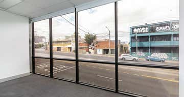 7/70 Racecourse Road North Melbourne VIC 3051 - Image 1