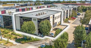 12/21 Howleys Road Notting Hill VIC 3168 - Image 1