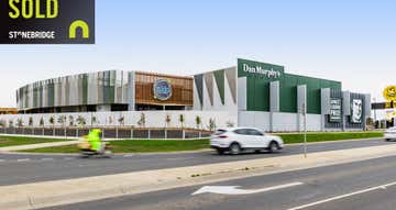 Dan Murphy's & Nido Early School, 7 Matterhorn Drive Clyde North VIC 3978 - Image 1