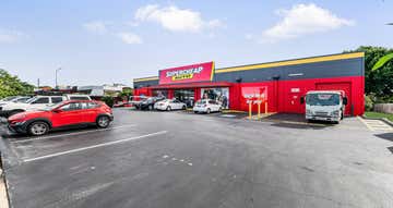 Supercheap Auto Townsville, 148 Charters Towers Road Hermit Park QLD 4812 - Image 1