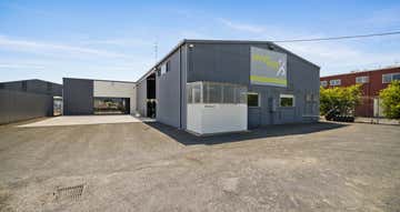 18 Wade Court Sale VIC 3850 - Image 1