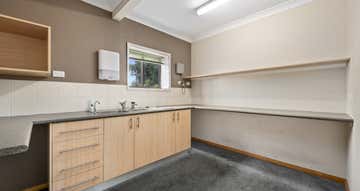 92 Fallon Street North Albury NSW 2640 - Image 1