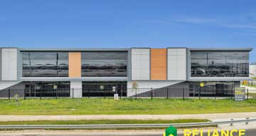 2/3 Amherst Drive Truganina VIC 3029 - Image 1