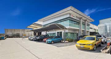 5 Links Avenue N Eagle Farm QLD 4009 - Image 1