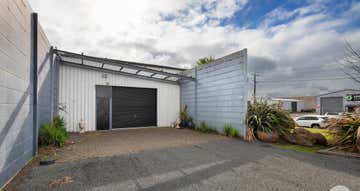 1/37 Grandlee Drive Wendouree VIC 3355 - Image 1