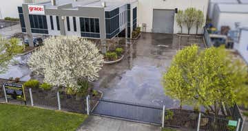 15 Caravan Street Wendouree VIC 3355 - Image 1