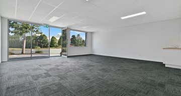 2/18  Sunshine Cove Way Maroochydore QLD 4558 - Image 1